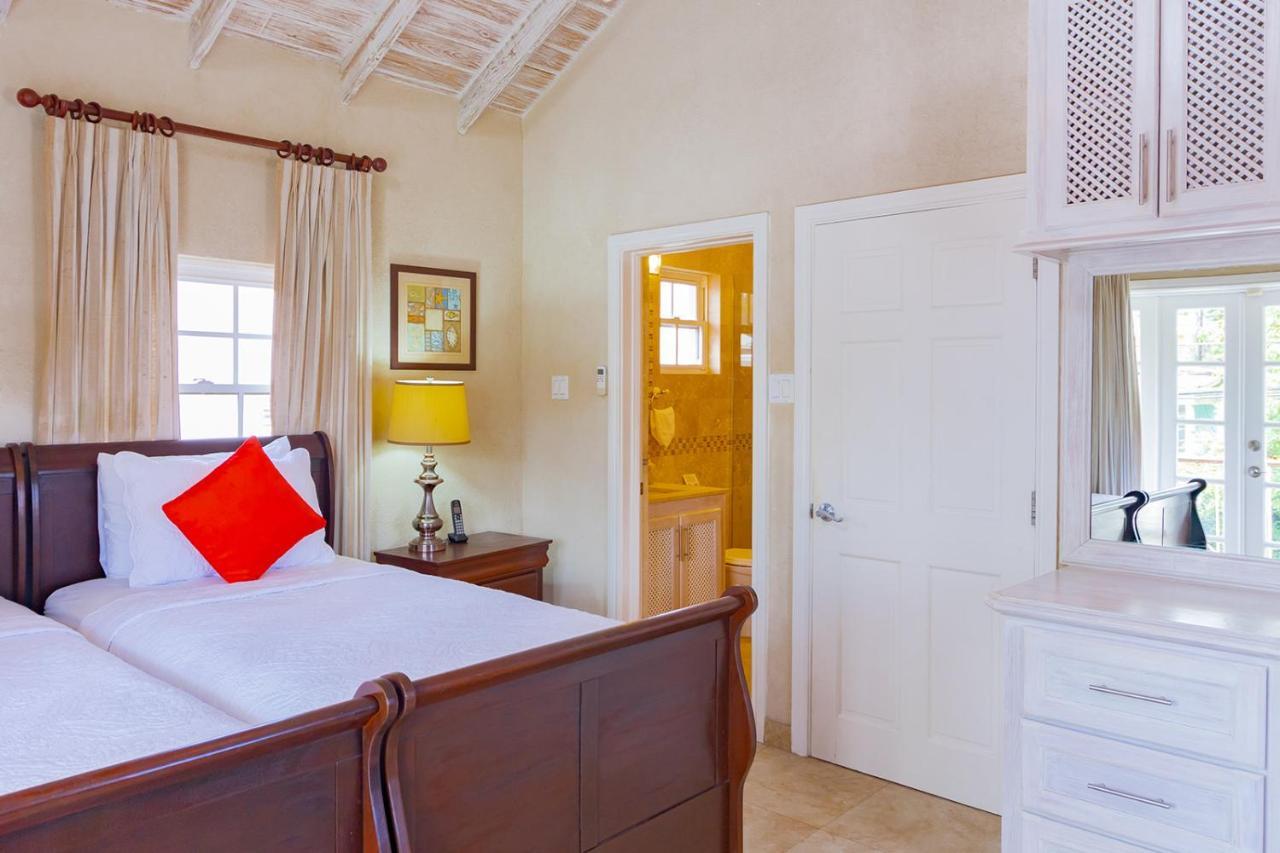 Bianca Bay Villa Saint James Bagian luar foto